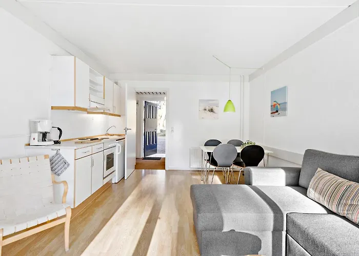 1 Bedroom Stunning In