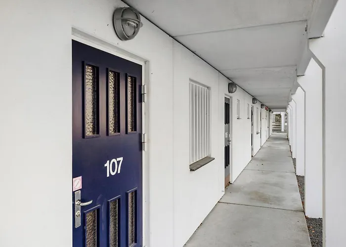 1 Bedroom Stunning In Апартаменты